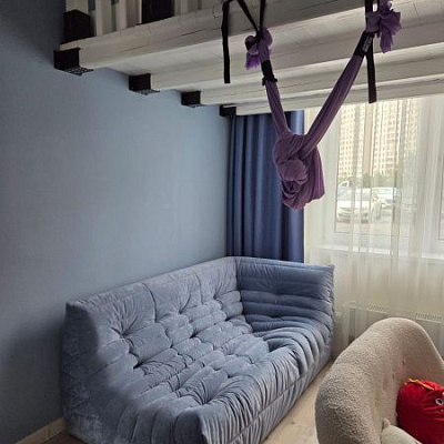 Купили очень мягкий диван для релакса. Отзыв с фото и оценкой 5/5.